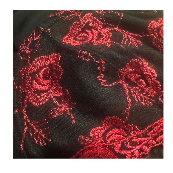 Y2K Vintage M Black & Red Floral Lace Whimsygoth Coquette Babydoll Lingerie Top - Picture 5 of 6